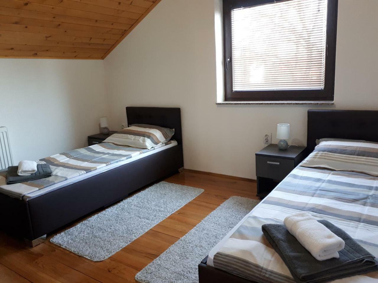 Apartment Jareb Slunj Esterno foto